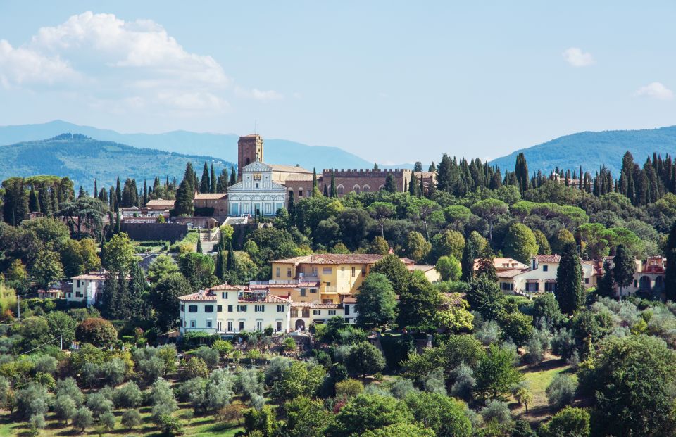 Florence: E-Vespa Rental With Smartphone Tour and Tasting - Tasting Local Wines and Produce