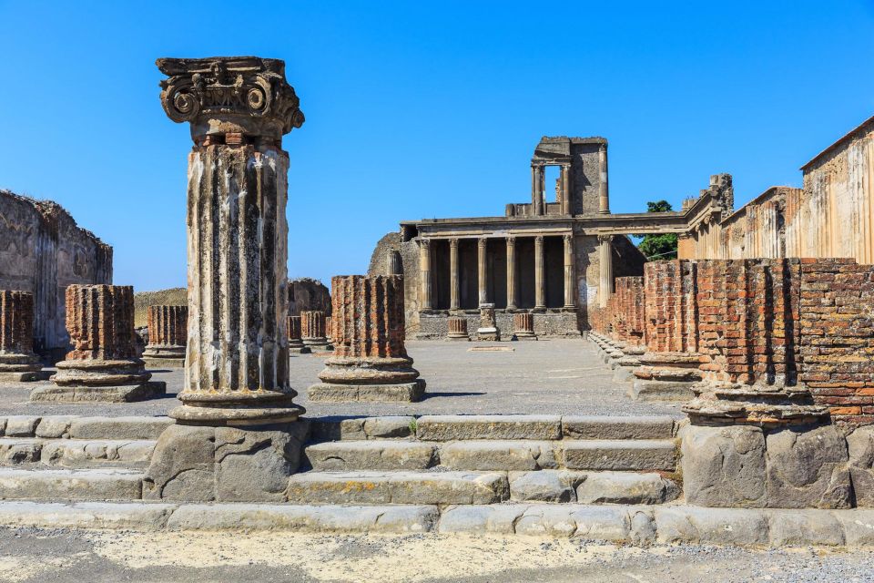 For Groups: Guided Tour of Pompeii and Herculaneum Excavations From Naples - Optional Ercolano Visit