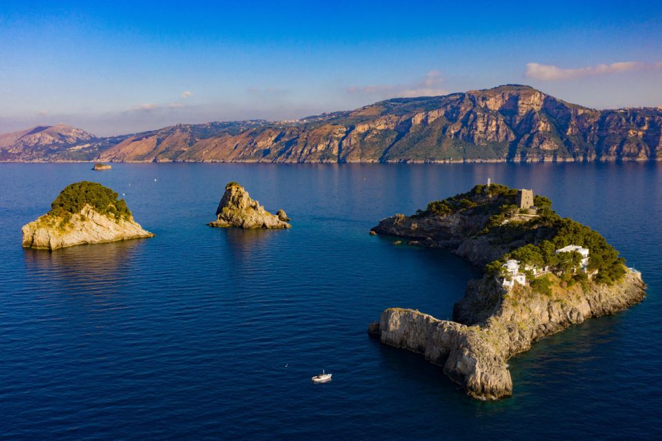 From Amalfi: Li Galli and Capri Islands Boat Tour - Inclusions in the Tour