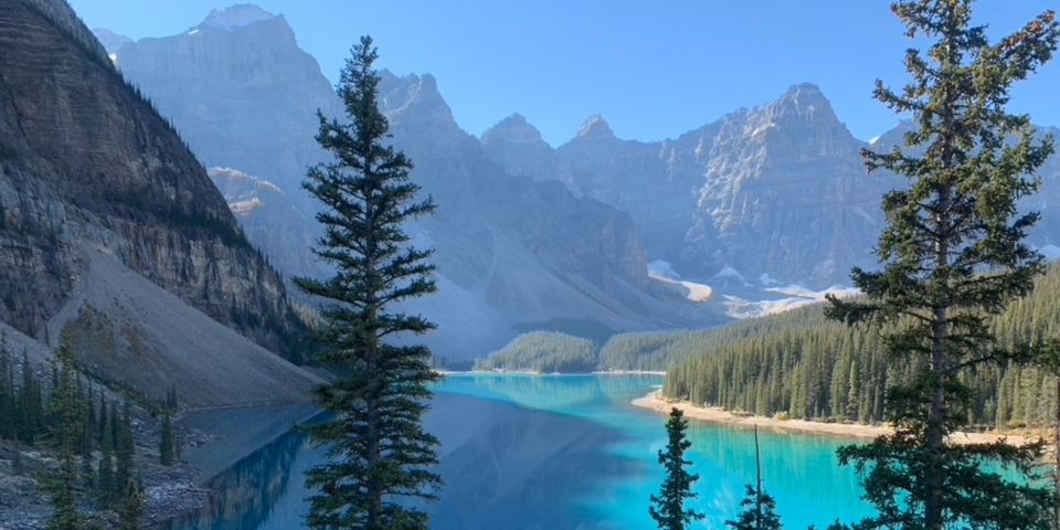 From Banff/Canmore: Moraine Lake & Lake Louise Experience - Exploring Lake Louise