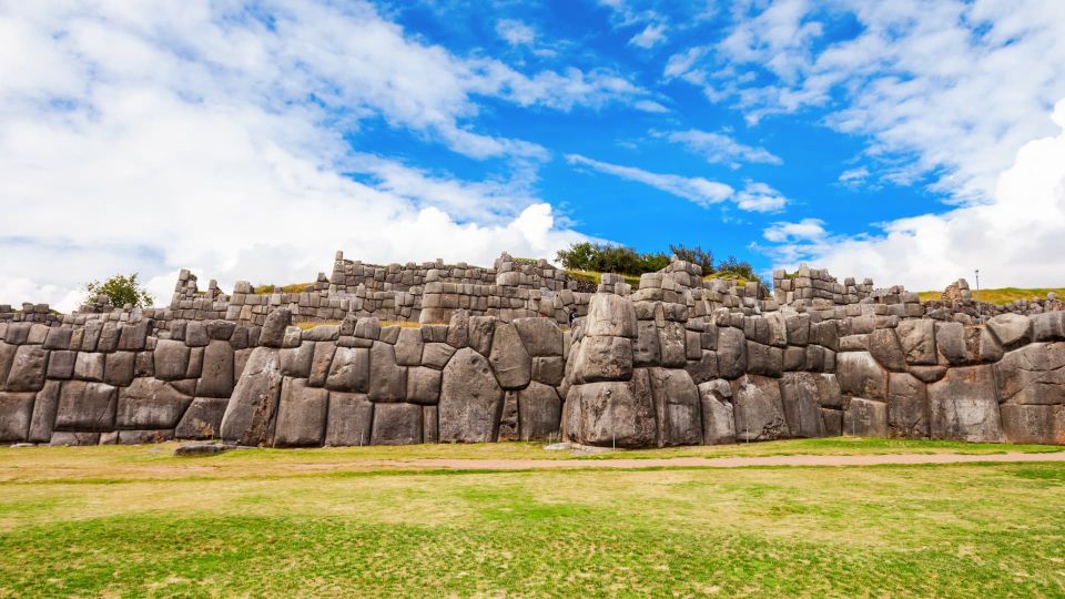 From Cusco: Machu Picchu + 7 Lagoons 8 Days | 2 Star Hotel | - Sacred Valley Exploration