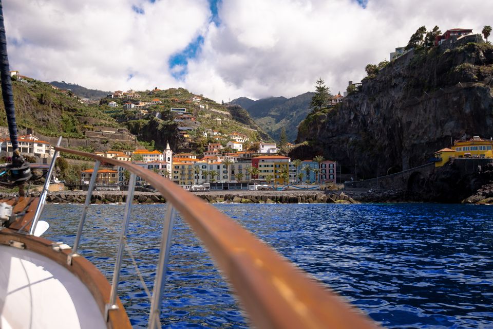 From Funchal: West Bays Sailing Tour With Lunch - Dress Code