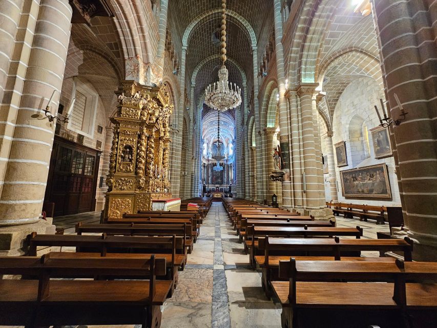 From Lisbon: Évora and Arraiolos Full-Day Trip - Cathedral of Évora