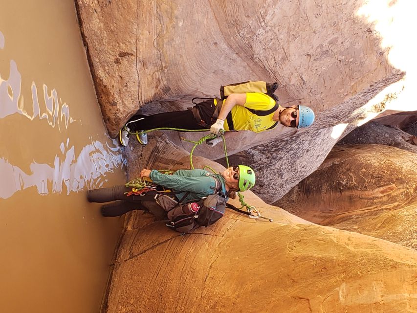 From Moab: Half-Day Canyoneering Adventure in Entrajo Canyon - Private Guided Tour