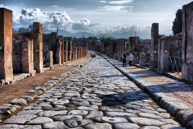 From Naples: Pompeii Shared Tour With Guide and Tickets Included - Minimum Group Size and Wheelchair Accessibility