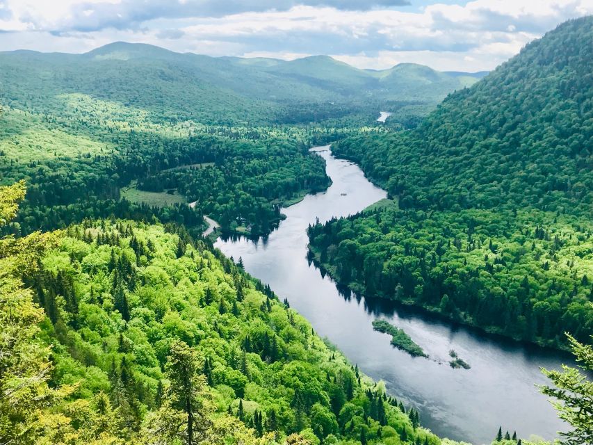 From Quebec City: Jacques-Cartier National Park Hiking Tour - Exploring the National Park