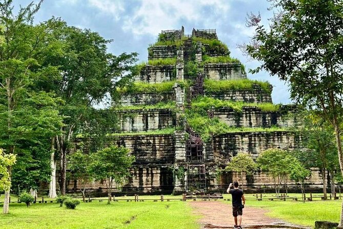 Full-Day Preah Vihear & Koh Ker Temple Small Group (Shared Tour) - Maximum Travelers per Tour