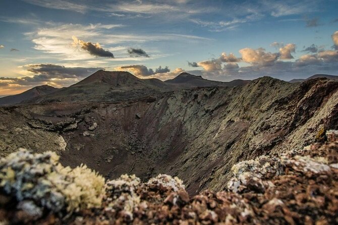 Grand Tour Lanzarote Experience: the Footprint of the Landscape - Jameos Del Agua and La Cueva De Los Verdes