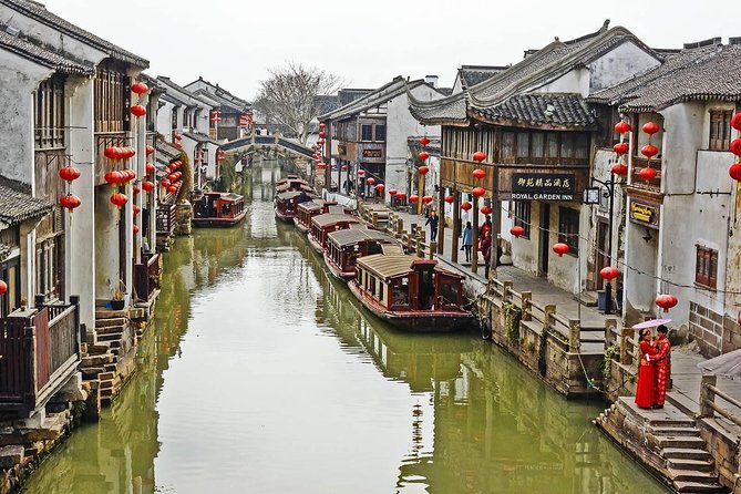 Group Day Tour in Suzhou and Zhouzhuang From Shanghai - Dining Experience