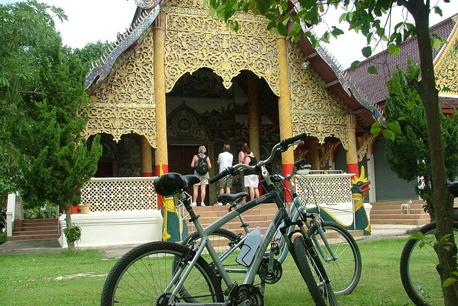 Half-Day Lanna Countryside Cycling Tour in Chiang Mai - Local Attractions Nearby