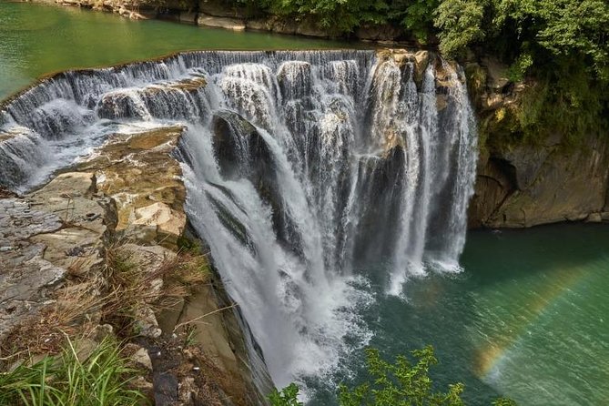 Half Day Private Tour to Jiufen, Shifen Waterfall & Pingxi Sky Lantern - Golden Waterfall