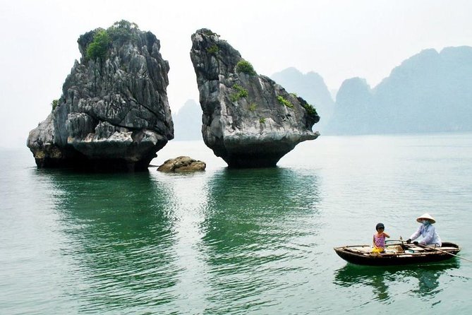 Halong Bay Full Day With Kayaking, Hiking Viewpoint, Cave - Deluxe to Luxury - Accessibility Information