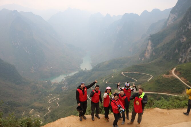 High Quality Small Group With Easy Riders 3 Day + Private Room - Protective Gear and Equipment