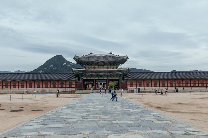 Highlights & Hidden Gems With Locals: Best of Seoul Private Walking Tour - Cancellation Policy