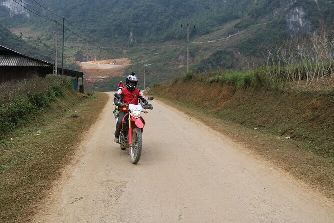 Hight Quality Small Group Easy Rider4 Day 3 Night + Private Room - Dining Experiences