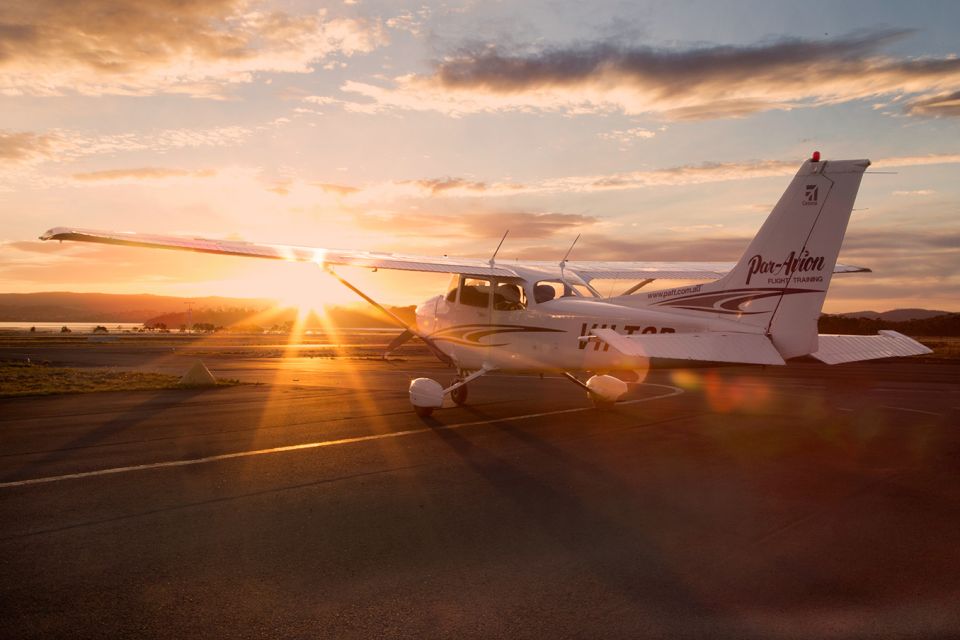 Hobart: Introductory Flying Lesson - Includes