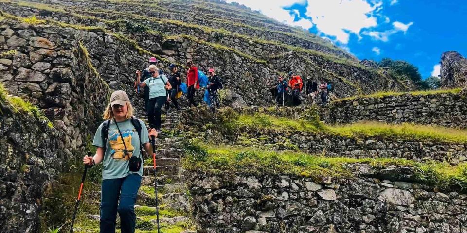 Inca Trail Tour - 4 Days || Group Tour - Inca Trail Hiking Experience