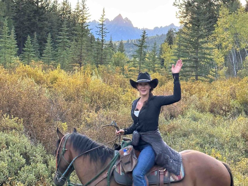 Jackson Hole: Dinner Cookout & Bridger-Teton Horseback Ride - Traditional Country Cookout Experience