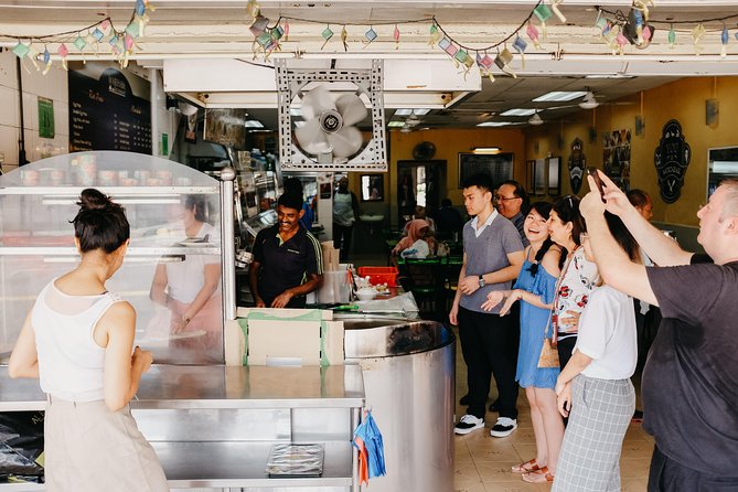 Katong Evening Food Tour - Transportation and Attire