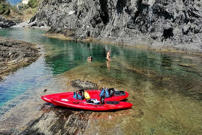 Kayak Experience With Carnassa Tour in Cinque Terre + Snorkeling - Health Considerations