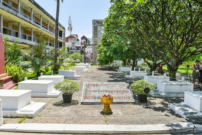 Killing Fields and Prison S21 Bus Tour - Additional Information