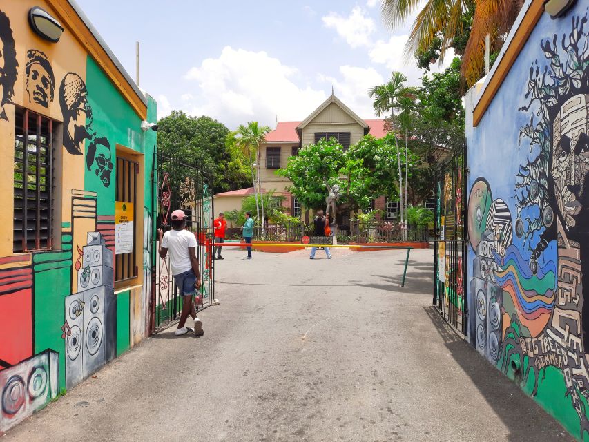 Kingston: Bob Marley Museum Tour From Falmouth - Facilities and Services