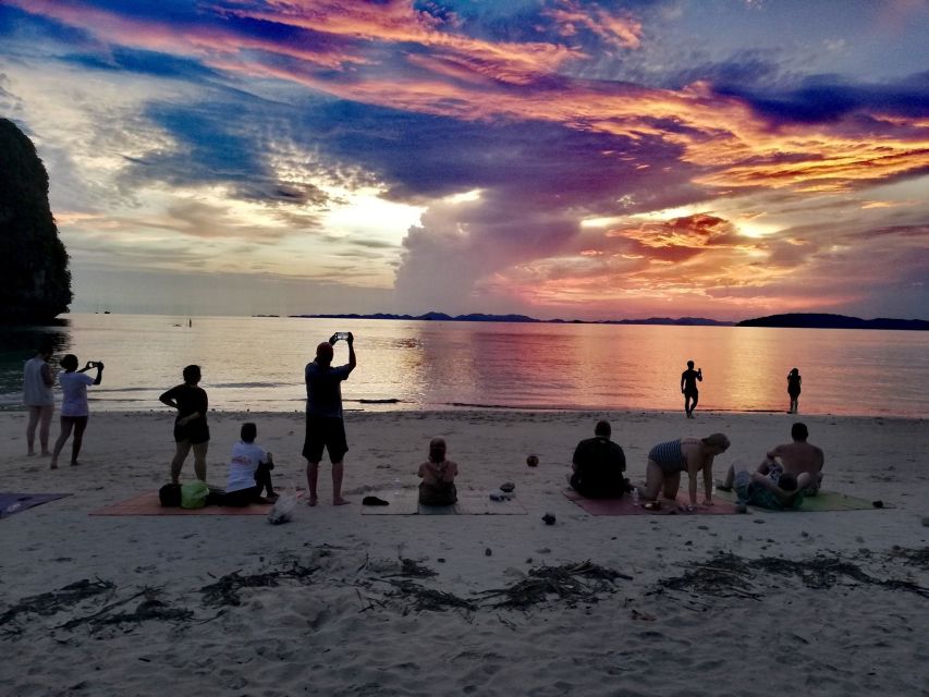 Krabi: 4 Island Tour, Sunset+Plankton, Small Group 12 Pax - Island Destinations