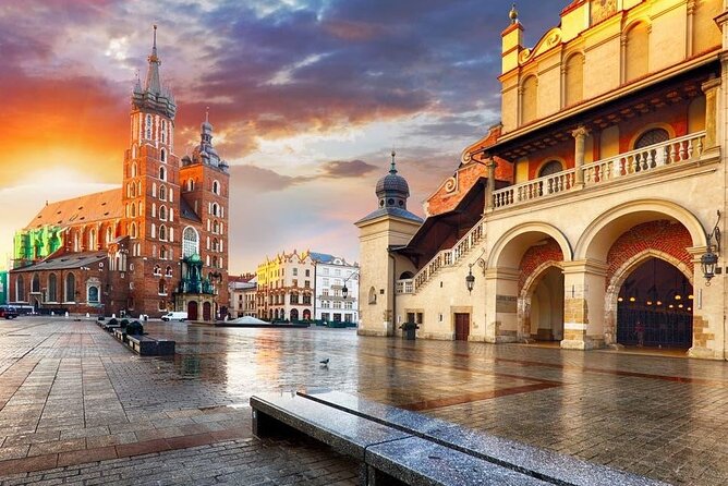 Krakow and Auschwitz Small Group Tour From Warsaw With Lunch - Inclusion Details