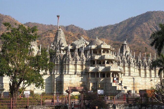 Kumbhalgarh Fort and Ranakpur One Day Trip From Udaipur With Guide & Lunch - Additional Tour Details