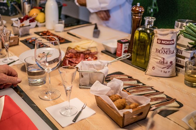 La Boqueria Market and Paella Cooking Class in Barcelona - Preparing the Spanish Meal