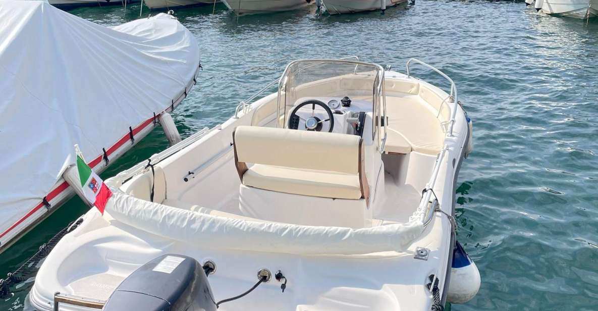 Lake Como: 5-Hour Private Boat Rental - Safety Considerations