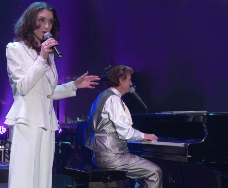 Las Vegas: Carpenters Legacy Show at Planet Hollywood Resort - Carpenters Iconic Hits