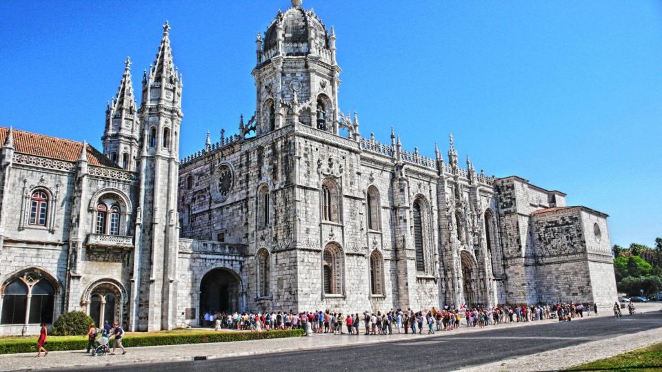 Lisbon All Day Private Tour - Inclusions