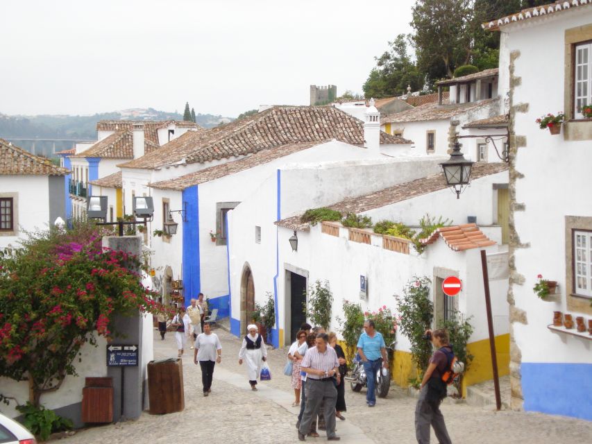 Lisbon: Fátima, Nazaré, Óbidos & São Martinho Do Porto Tour - Exploring Medieval Óbidos