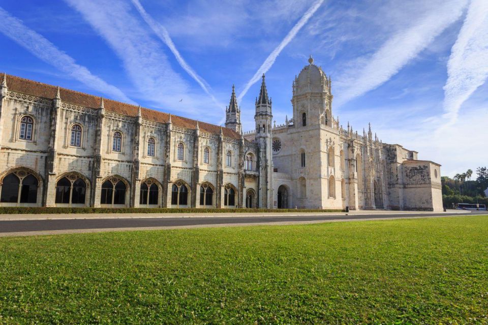 Lisbon: Jerónimos Monastery Entry Ticket and Audioguide - Items to Bring