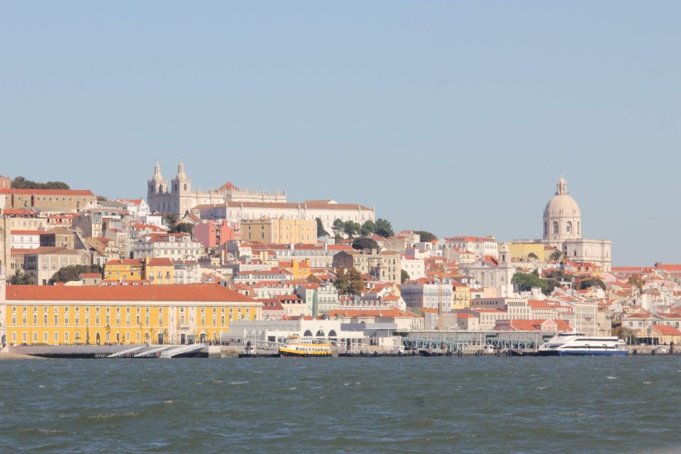 Lisbon: Sunset Sailing Tour in Tagus River | Private - Meeting Point & Directions