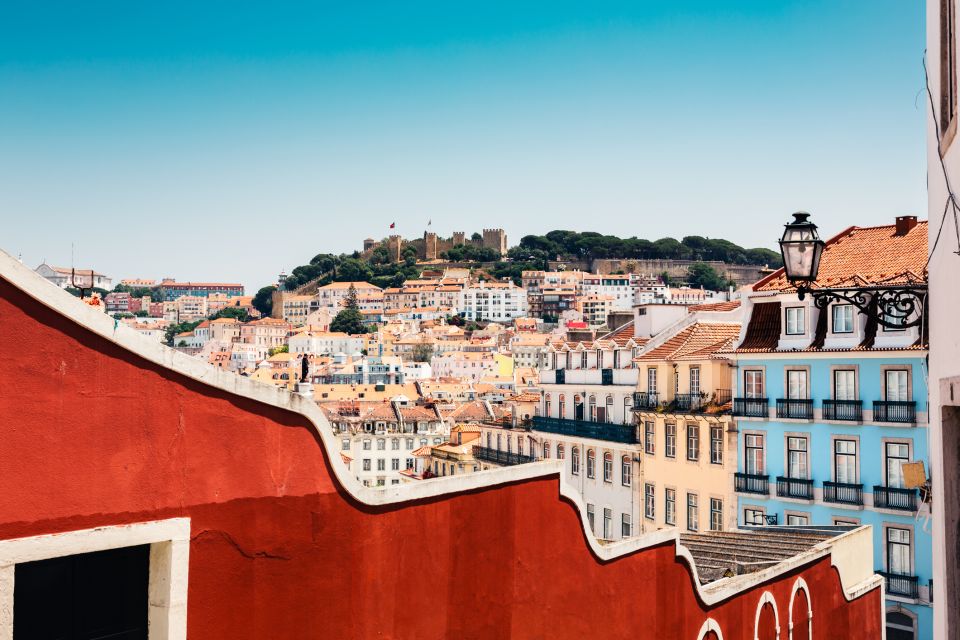 Lisbon to Seville Private Transfer One Way Max 6 Persons - Onboard Amenities