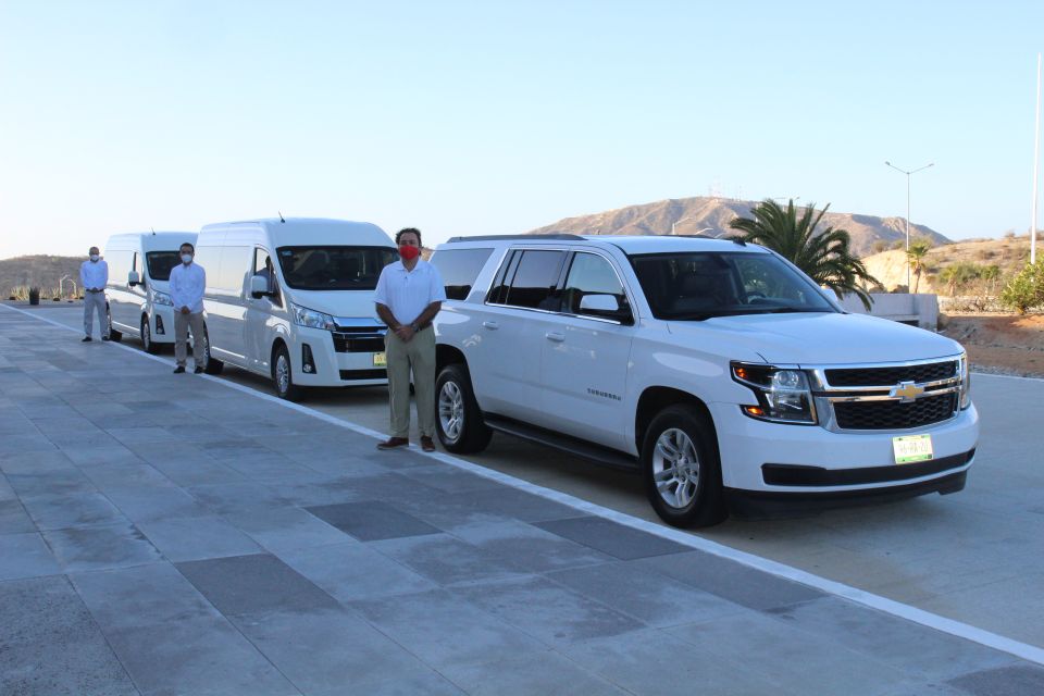 Los Cabos: Roundtrip Airport Transfer - Meeting Point