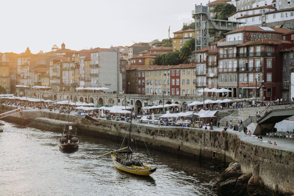 Luxury Private Driver-Guide: Exploring Porto in 4 Hours