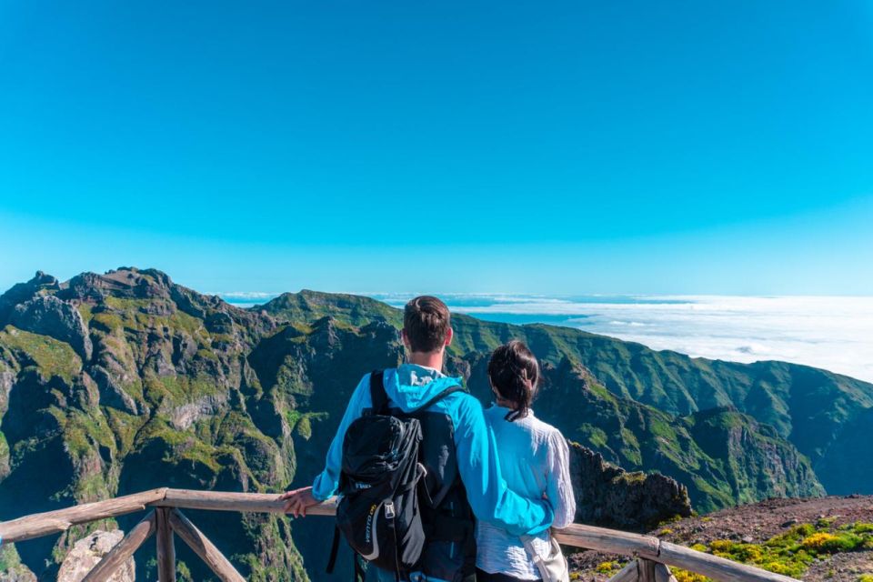 Madeira: Pico Do Areeiro, Santana, and Machico's Golden Beach - Guided Tour in Multiple Languages