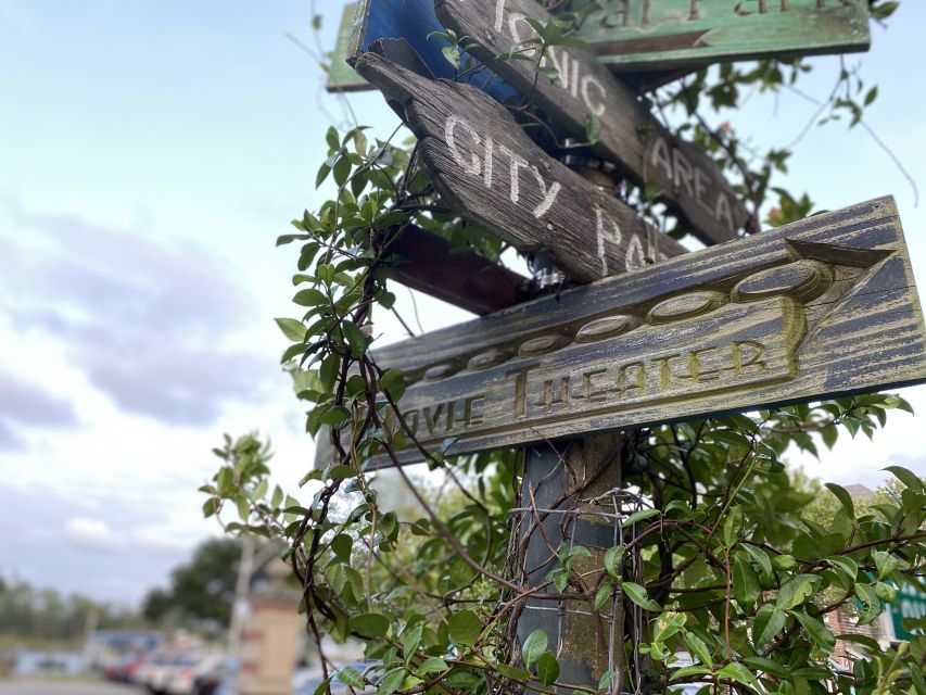 Manteo: Outer Banks Ghost Walking Tour - Exploring Downtown Manteos Haunted Past