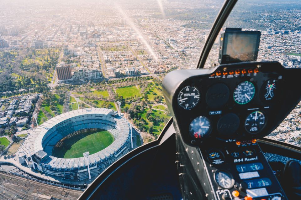 Melbourne: Private City Skyline and Bay Helicopter Ride - Experienced Pilots