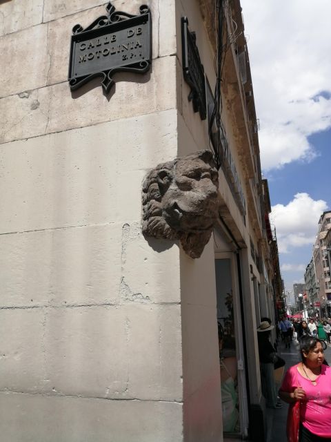 Mexico Citys Historical Sights: Audio Guided Walking Tour - Architectural Influences of Cathedral