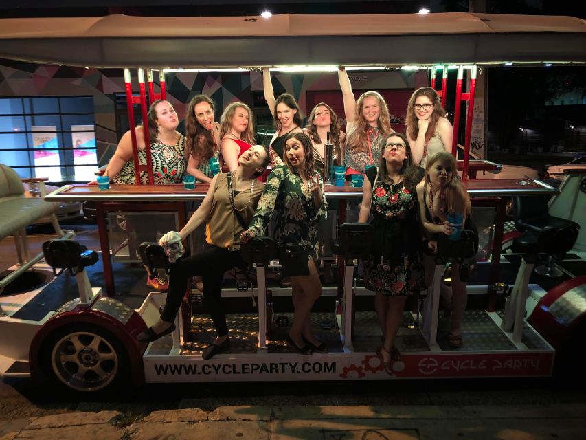 Miami: Wynwood Party Bike Bar Crawl - Highlights