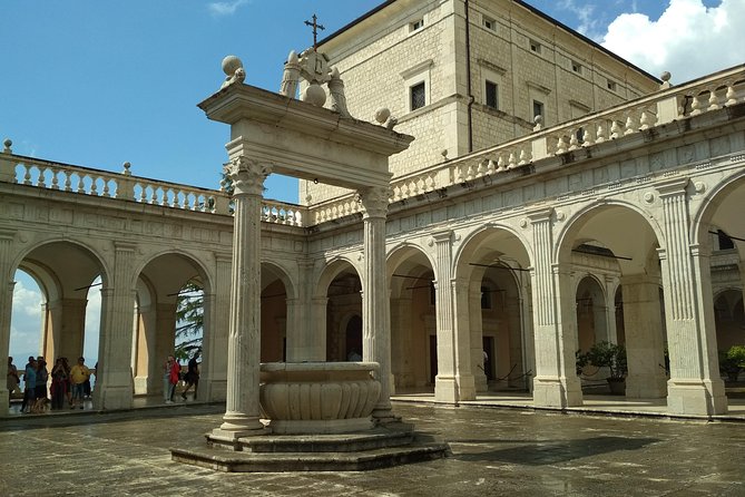 Monte Cassino Battlefield Tour by Anna Priora HistorianGuide - Tour Duration and Size