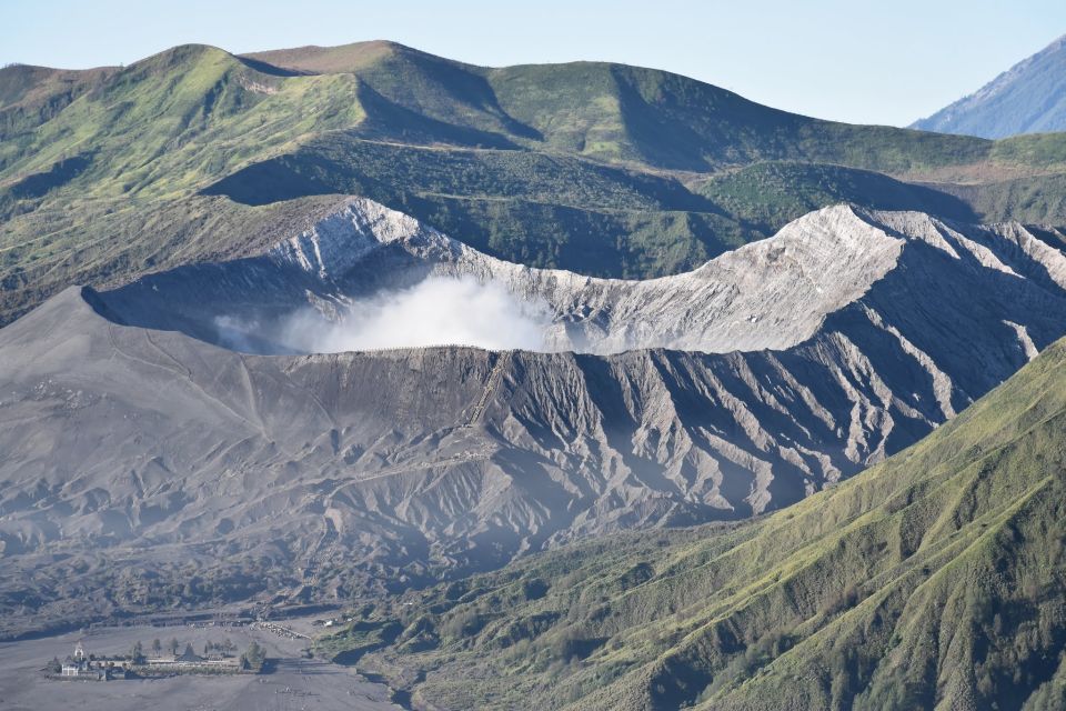 Mount Bromo: Sunrise Guided Tour With Optional Transfer - Pickup and Drop-off Options