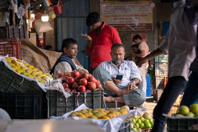 Mumbai Markets and Temples Tour - Bombay Panjrapole Animal Shelter