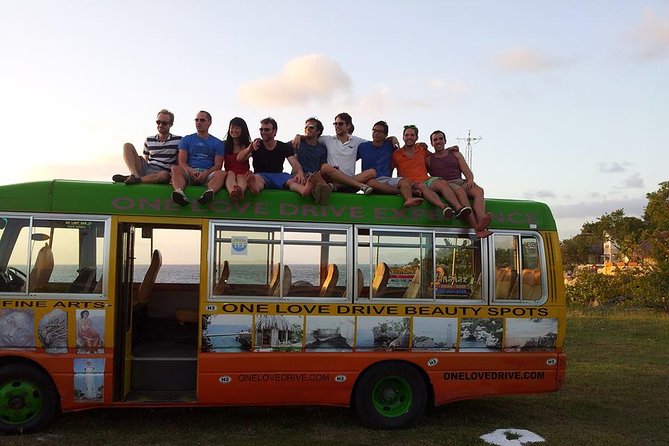 Negril One Love Bus Bar Crawl - Transportation