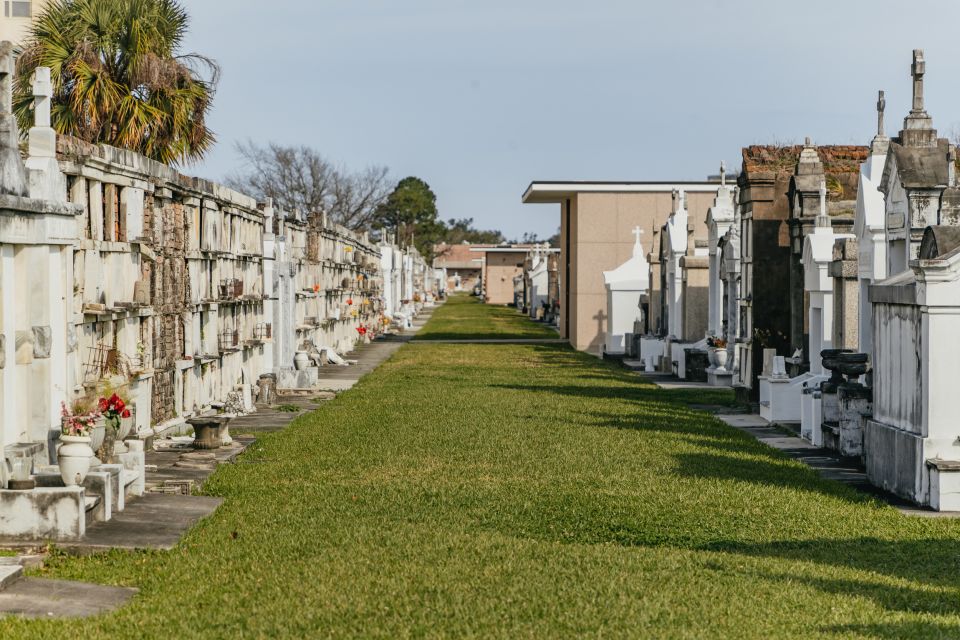 New Orleans: Guided City Sightseeing Tour by Bus - Inclusions