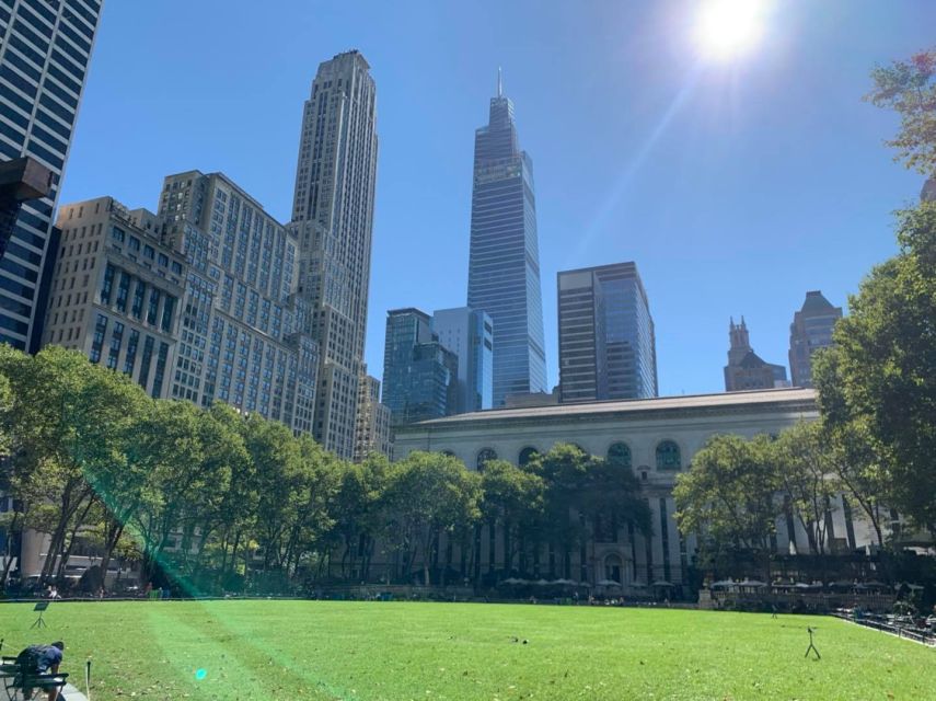 New York City: Art Deco and Architecture Landmarks Tour - Rockefeller Plaza Finale